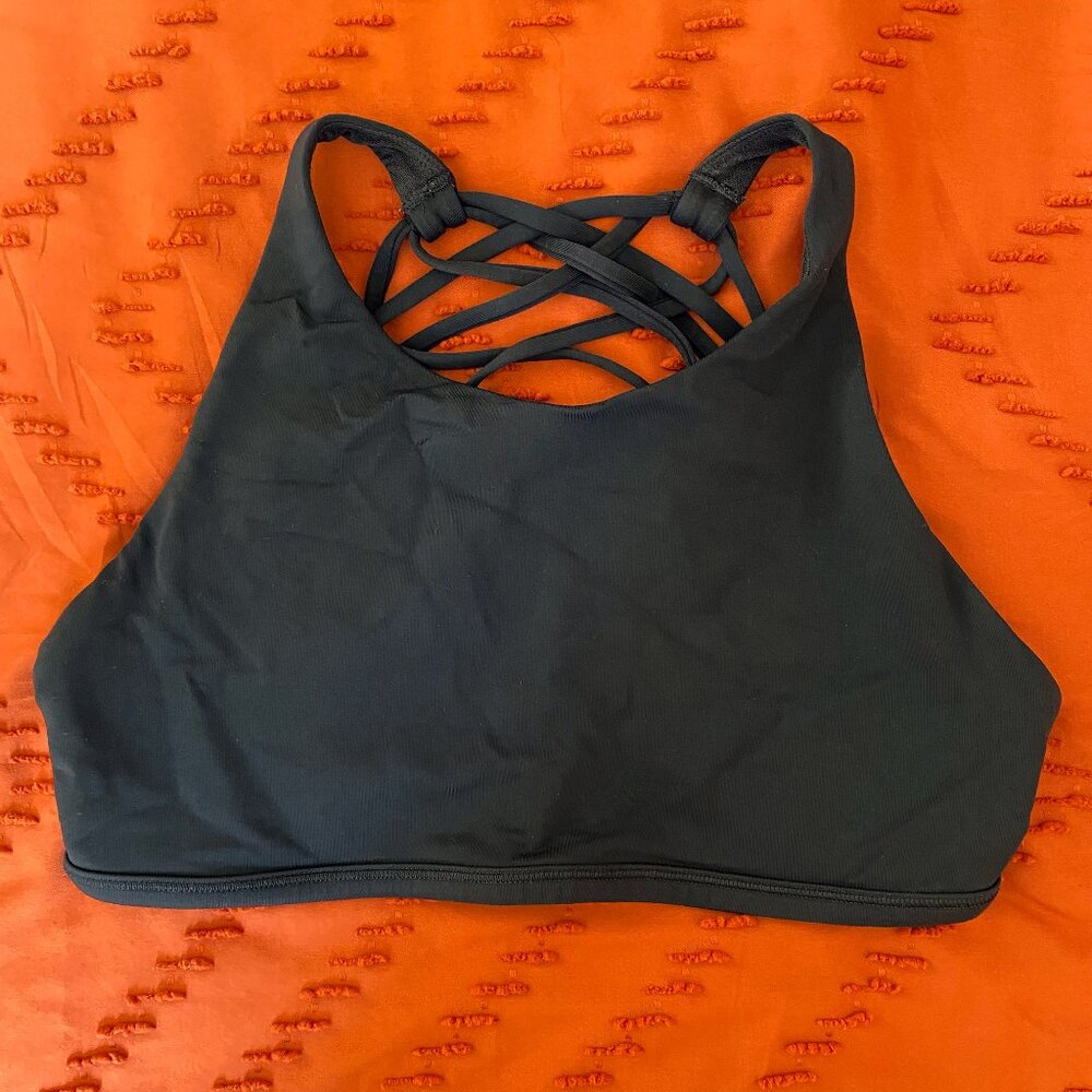 Lululemon Free to Be Wild High Neck Sports Bra, Size 8